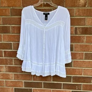 Karen Kane white large rayon top.
